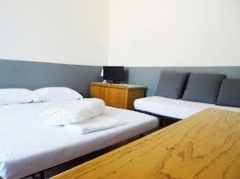 Victoria Hotel